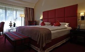Kempinski Hotel Frankfurt  4*